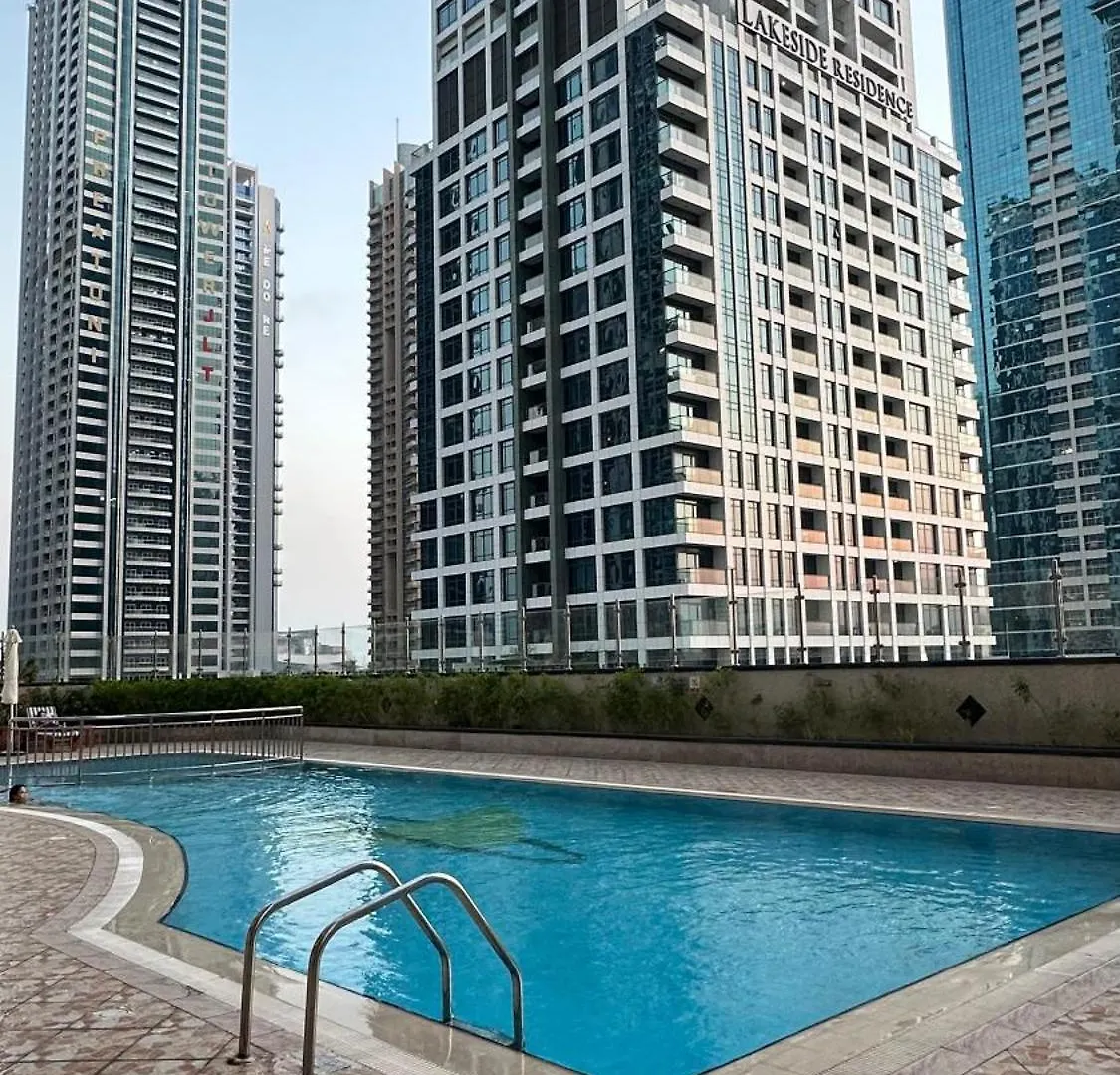 Luxury Studio With Balcony - Close To Metro & Marina Dubai