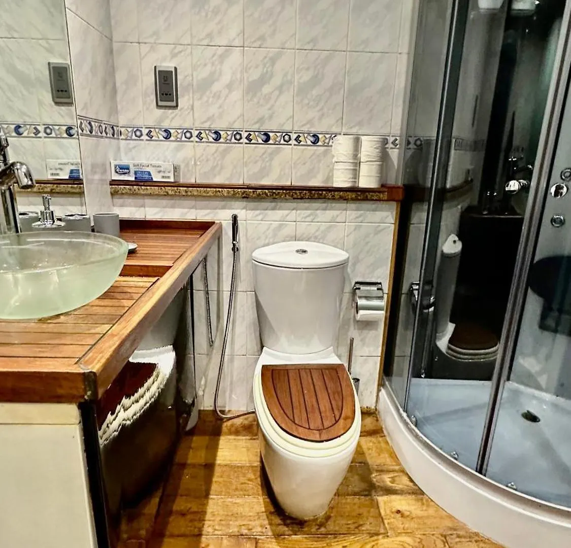 Luxury Studio With Balcony - Close To Metro & Marina Dubai Apartment